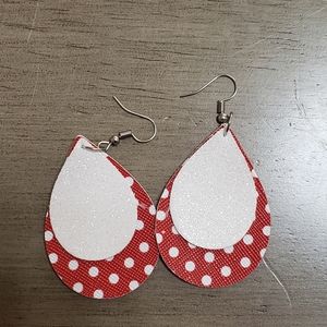 Red and white layered teardrop earrings